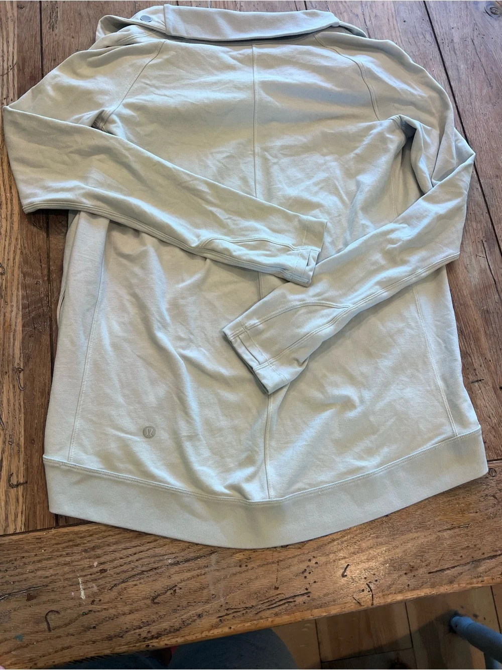 lululemon Women's Solid Beige Long Stretch Snap Jacket Nylon Blend Size 2